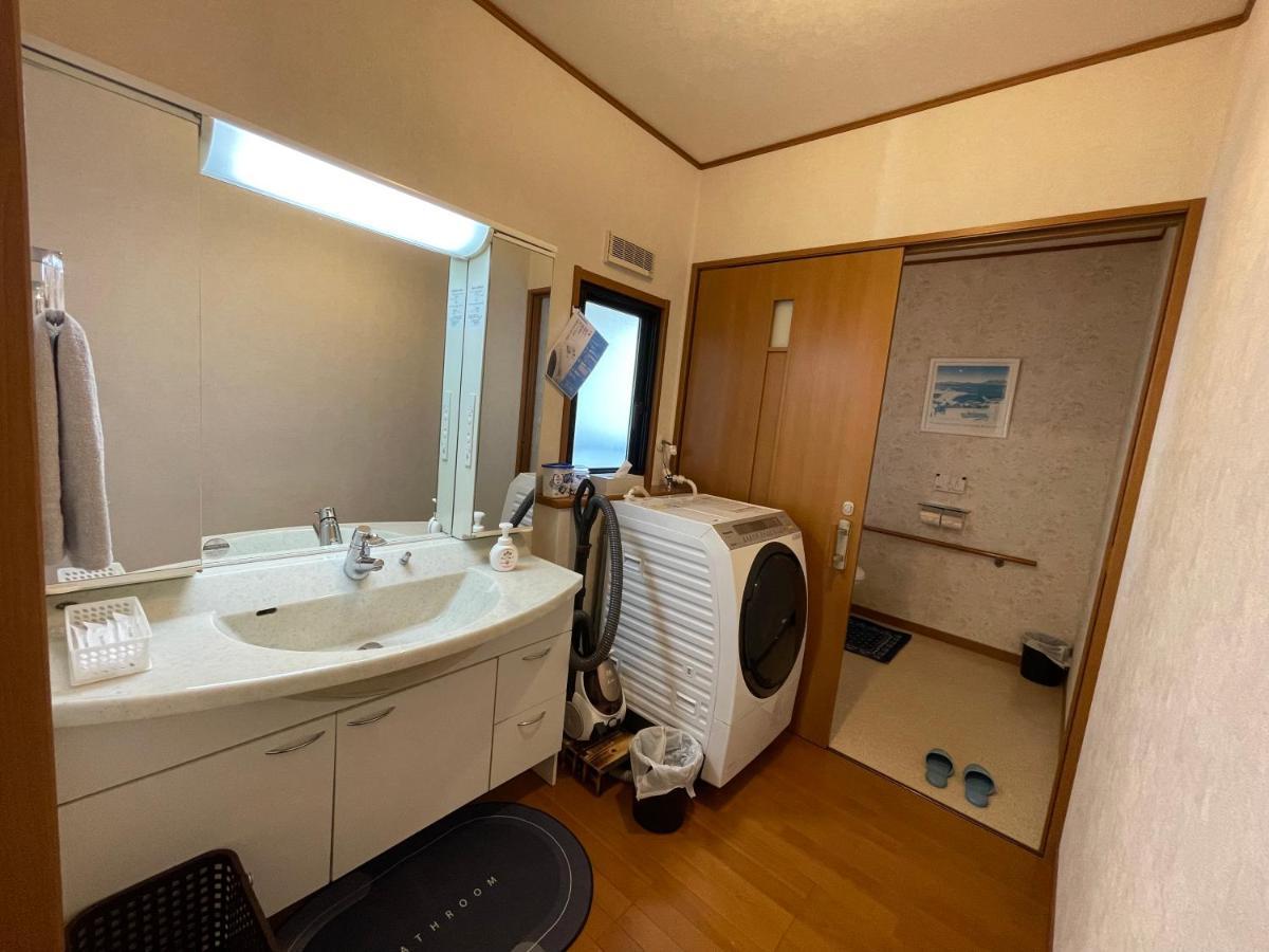 弓ヶ浜海水浴場徒歩1分! 一棟貸別荘! Yumigahama Beach House & Bbq! Minamiizu Exterior photo